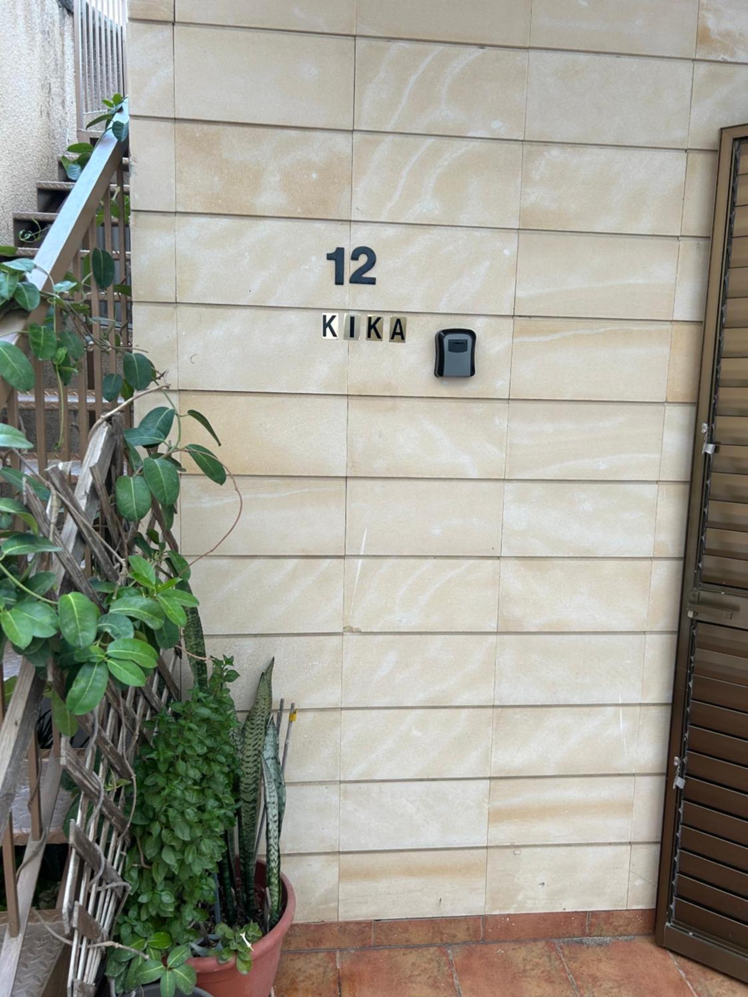 Extremely Comfy Apt With Spacious Private Terrace 10Min Walk To The Beach & In Town Larnaka Exterior foto