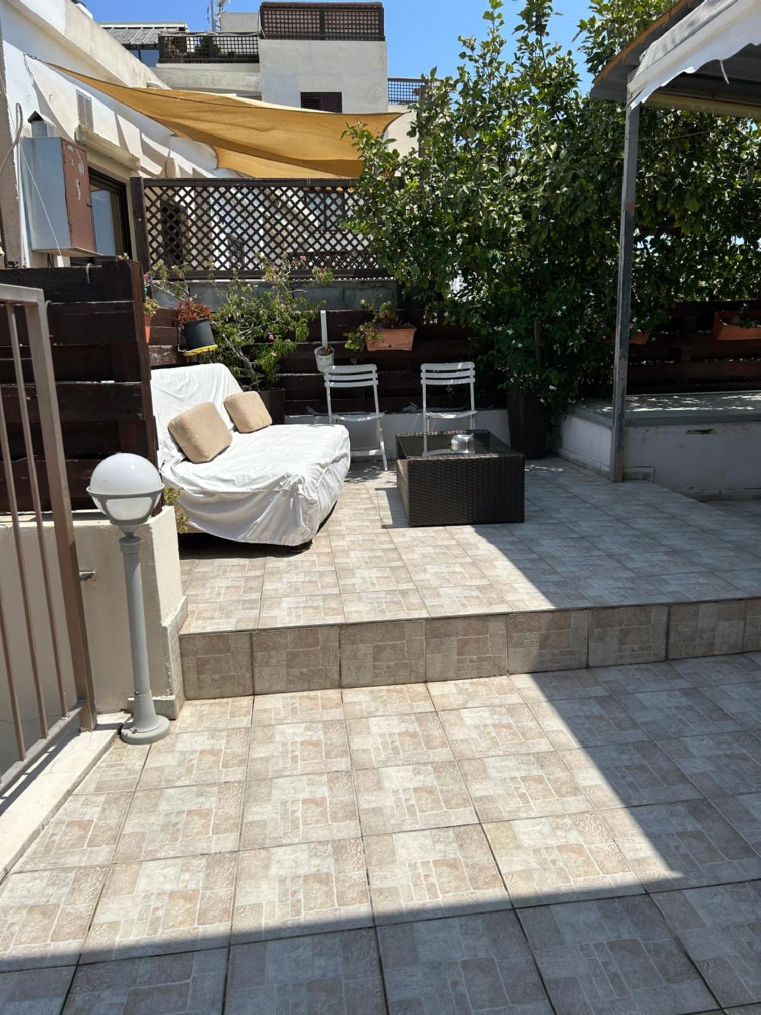 Extremely Comfy Apt With Spacious Private Terrace 10Min Walk To The Beach & In Town Larnaka Exterior foto