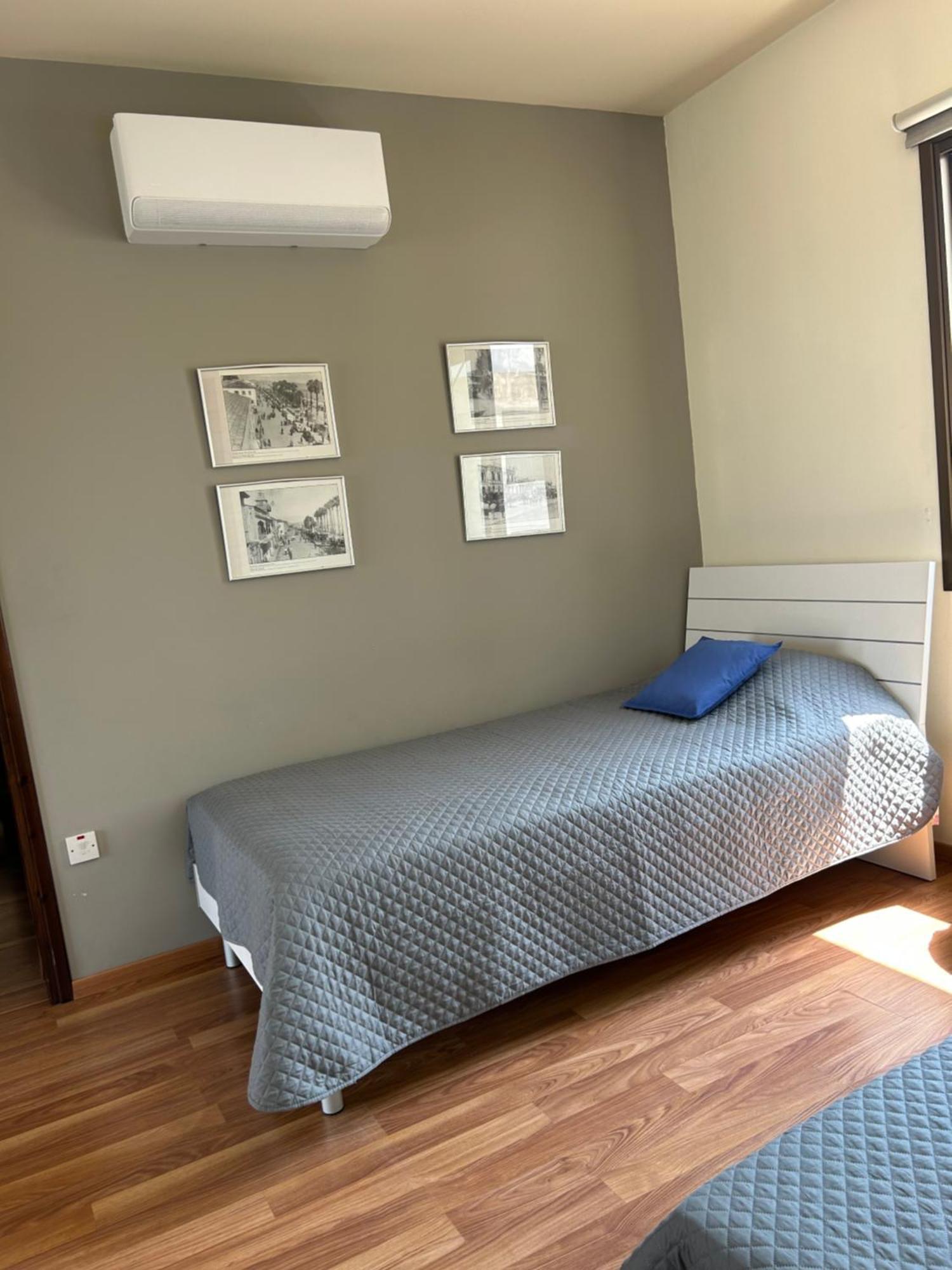 Extremely Comfy Apt With Spacious Private Terrace 10Min Walk To The Beach & In Town Larnaka Exterior foto