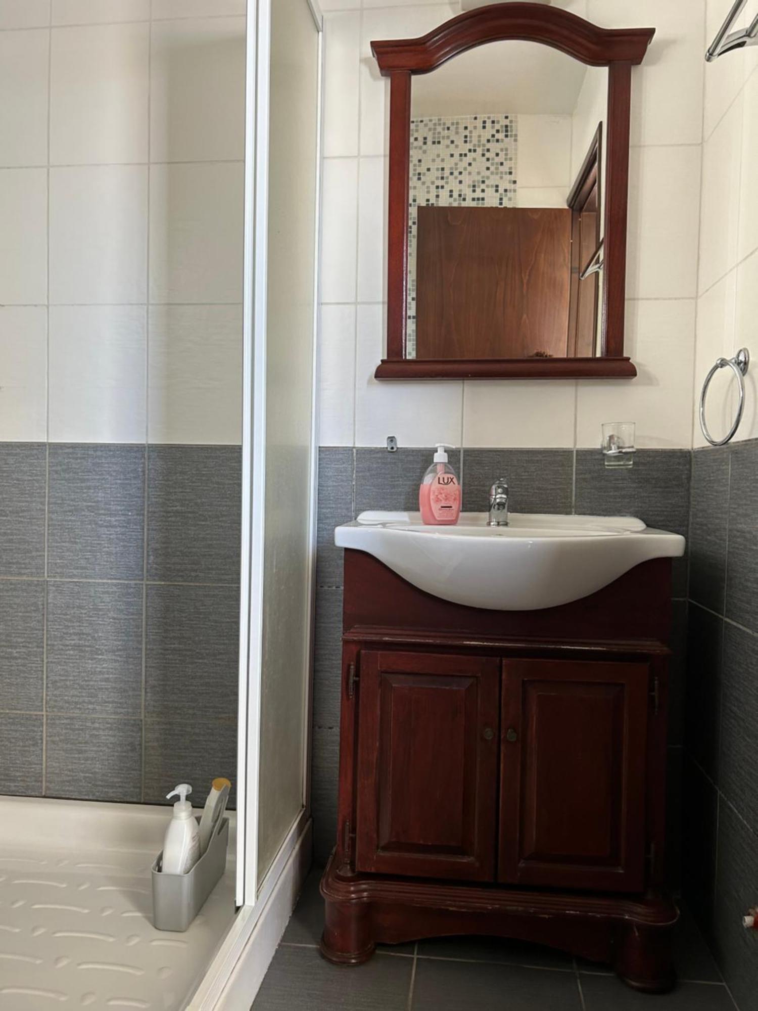 Extremely Comfy Apt With Spacious Private Terrace 10Min Walk To The Beach & In Town Larnaka Exterior foto